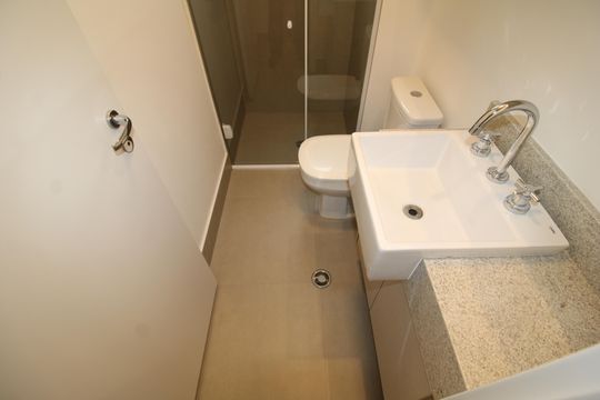 Banheiro Social de apartamento para alugar com 2 quartos, 56m² em Tucuruvi, São Paulo