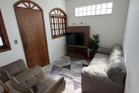 Casa à venda com 3 quartos, 200m² em Ventosa, Belo Horizonte