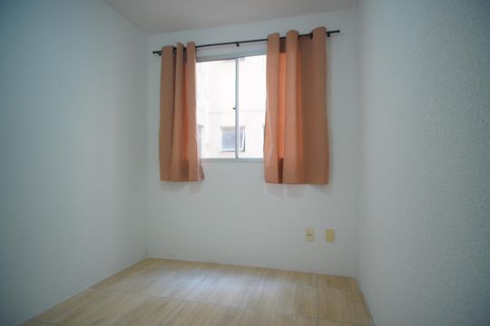 Quarto 2 de apartamento à venda com 2 quartos, 42m² em Sarandi, Porto Alegre