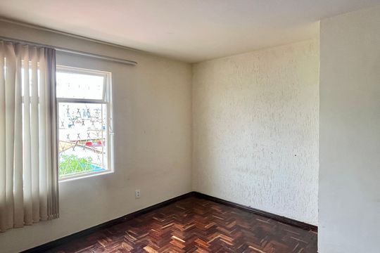 Quarto de apartamento para alugar com 2 quartos, 90m² em Sagrada Família, Belo Horizonte