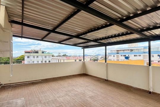 Área externa de apartamento para alugar com 2 quartos, 90m² em Sagrada Família, Belo Horizonte