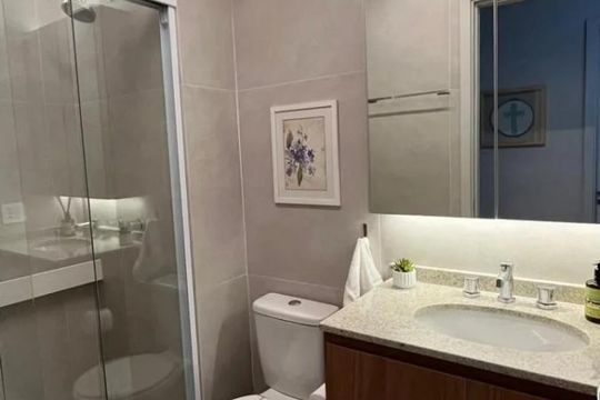 Banheiro de apartamento à venda com 2 quartos, 68m² em Jardim Prudência, São Paulo