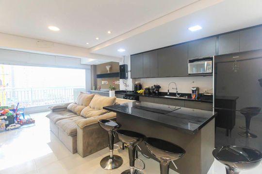 Sala/Cozinha de apartamento à venda com 2 quartos, 64m² em Vila Ema, São Paulo