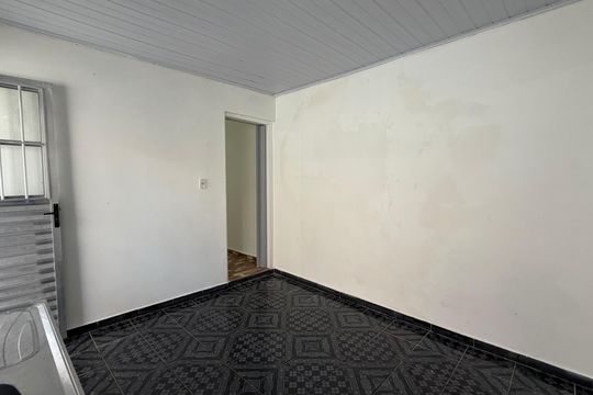 Casa para alugar com 1 quarto, 45m² em Parque Jandaia, Carapicuíba