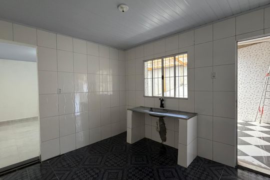 Casa para alugar com 1 quarto, 45m² em Parque Jandaia, Carapicuíba