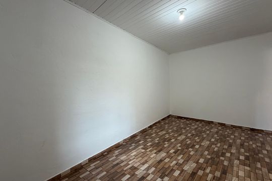 Casa para alugar com 1 quarto, 45m² em Parque Jandaia, Carapicuíba