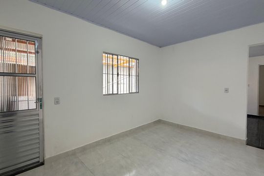 Casa para alugar com 1 quarto, 45m² em Parque Jandaia, Carapicuíba