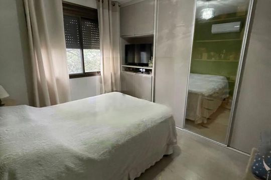 Apartamento à venda com 3 quartos, 76m² em Camaquã, Porto Alegre