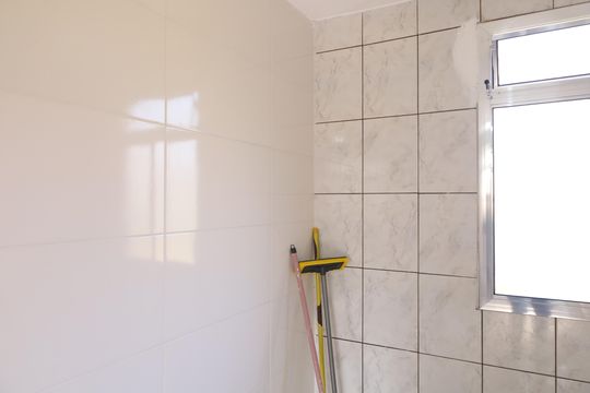 Área de Serviço de apartamento para alugar com 2 quartos, 45m² em Conjunto Habitacional Fazenda do Carmo, São Paulo