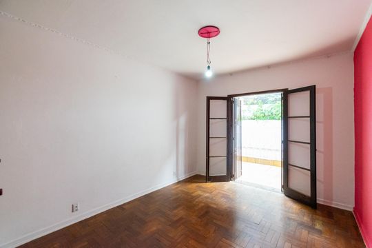Quarto 3 de casa à venda com 3 quartos, 170m² em Parque Jabaquara, São Paulo
