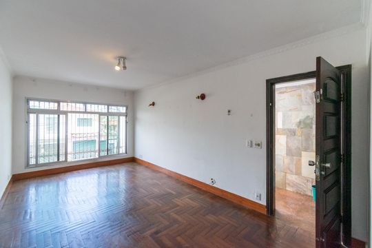 Casa à venda com 3 quartos, 170m² em Parque Jabaquara, São Paulo