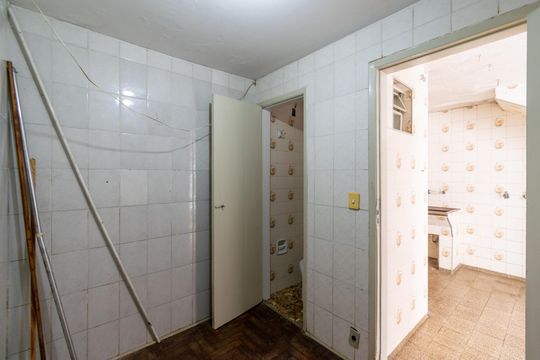 Quarto de Serviço de casa à venda com 3 quartos, 170m² em Parque Jabaquara, São Paulo