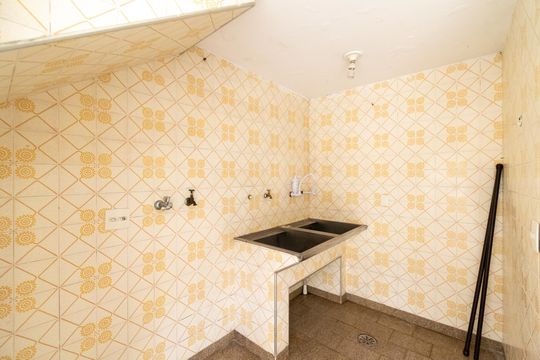 Área de Serviço de casa à venda com 3 quartos, 171m² em Parque Jabaquara, São Paulo