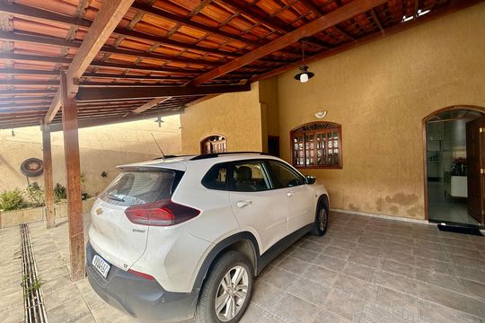 Garagem de casa à venda com 2 quartos, 100m² em Feijão Miúdo, Contagem