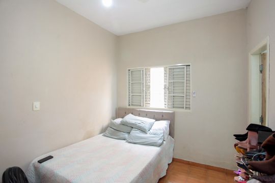 Quarto Suíte de casa à venda com 2 quartos, 100m² em Feijão Miúdo, Contagem