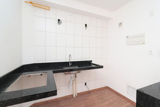 Cozinha de kitnet/studio à venda com 1 quarto, 29m² em Vila Campanela, São Paulo