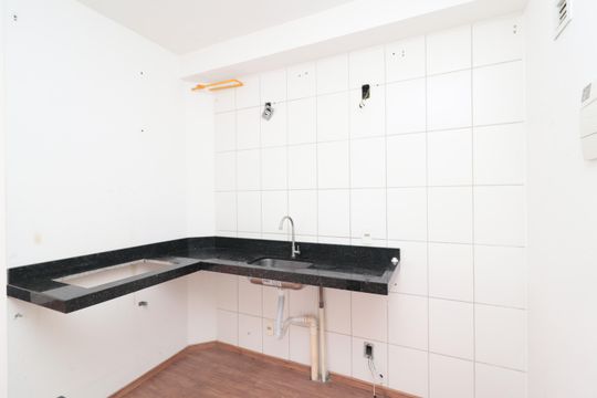 Cozinha de kitnet/studio à venda com 1 quarto, 29m² em Vila Campanela, São Paulo