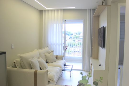 Sala de apartamento à venda com 2 quartos, 50m² em Vila Galvão, Guarulhos