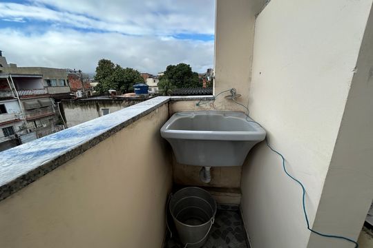 Área de Serviço de casa para alugar com 1 quarto, 60m² em Bento Ribeiro, Rio de Janeiro
