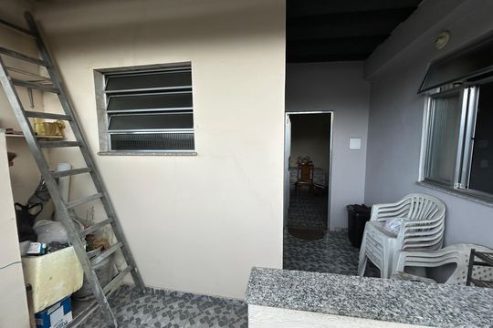 Varanda de casa para alugar com 1 quarto, 60m² em Bento Ribeiro, Rio de Janeiro