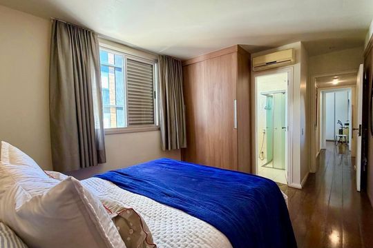 Apartamento à venda com 3 quartos, 220m² em Santo Antônio, Belo Horizonte