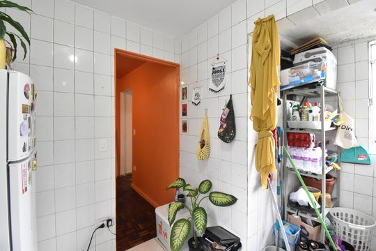 Cozinha de apartamento para alugar com 2 quartos, 54m² em Pilarzinho, Curitiba