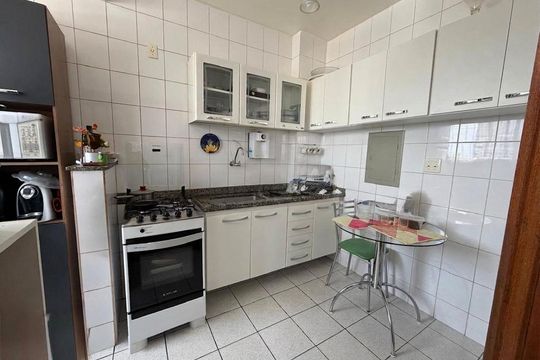 Cozinha de apartamento à venda com 3 quartos, 114m² em Santa Ines, Belo Horizonte