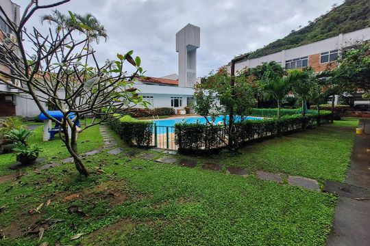 Área comum de casa para alugar com 4 quartos, 195m² em Itacoatiara, Niterói