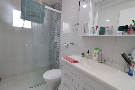 Banheiro de apartamento à venda com 2 quartos, 80m² em Bela Vista, São Paulo