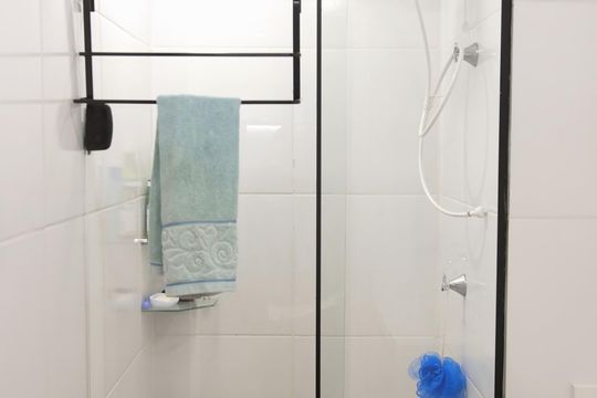 Banheiro de apartamento à venda com 2 quartos, 36m² em Socorro, São Paulo