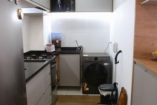 Cozinha e Área de Serviço de apartamento à venda com 2 quartos, 36m² em Socorro, São Paulo