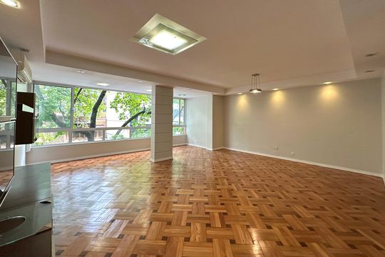 Apartamento para alugar com 3 quartos, 151m² em Copacabana, Rio de Janeiro
