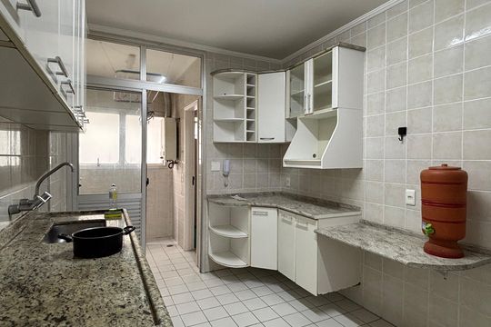 Cozinha de apartamento à venda com 3 quartos, 102m² em Vila Monte Alegre, São Paulo