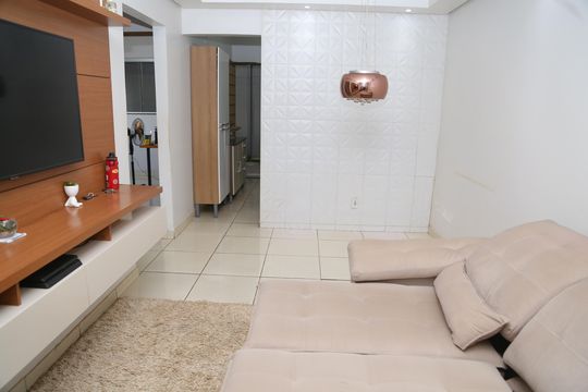 Casa à venda com 2 quartos, 117m² em Oriente Vile, Goiânia