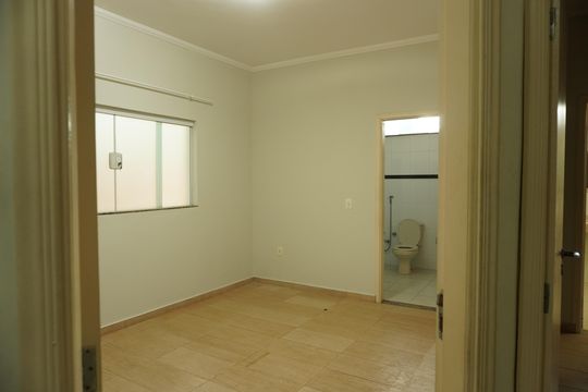 Casa para alugar com 5 quartos, 320m² em Parque Santa Felicia Jardim, São Carlos