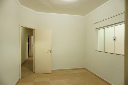 Casa para alugar com 5 quartos, 320m² em Parque Santa Felicia Jardim, São Carlos