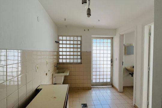 Área de serviço de casa à venda com 5 quartos, 280m² em Parque Taquaral, Campinas