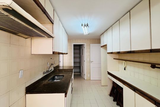 Casa à venda com 5 quartos, 280m² em Parque Taquaral, Campinas