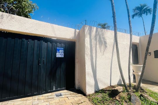 Fachada de casa à venda com 5 quartos, 280m² em Parque Taquaral, Campinas