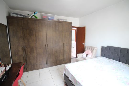 Quarto 3 de casa à venda com 3 quartos, 180m² em Diamante, Belo Horizonte