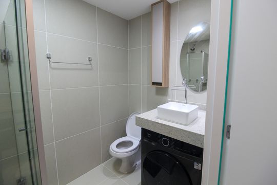 Banheiro de apartamento para alugar com 1 quarto, 25m² em Butantã, São Paulo