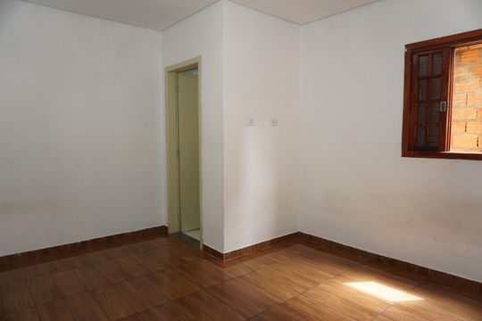Suite 1 de casa para alugar com 2 quartos, 660m² em Jardim Vitória, Embu das Artes
