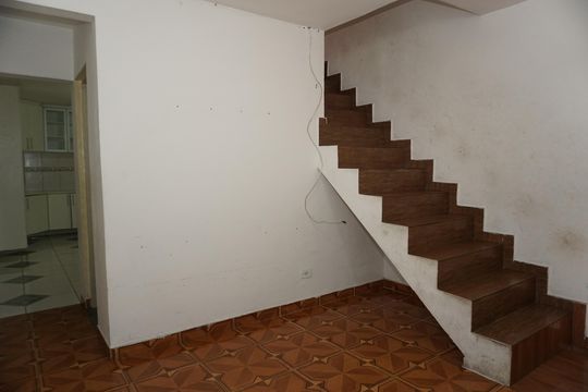 Casa para alugar com 2 quartos, 660m² em Jardim Vitória, Embu das Artes