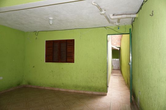 Garagem de casa para alugar com 2 quartos, 660m² em Jardim Vitória, Embu das Artes