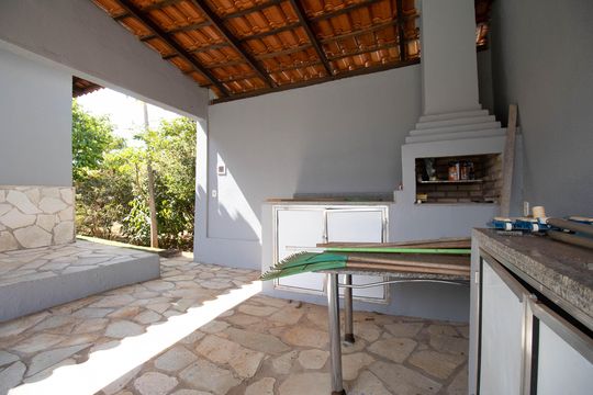Churrasqueira de casa de condomínio à venda com 6 quartos, 335m² em Jardim Botânico, Brasília