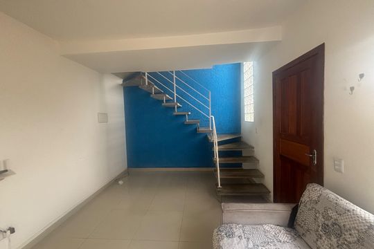 Casa para alugar com 2 quartos, 64m² em Chácara Vista Alegre, Cotia