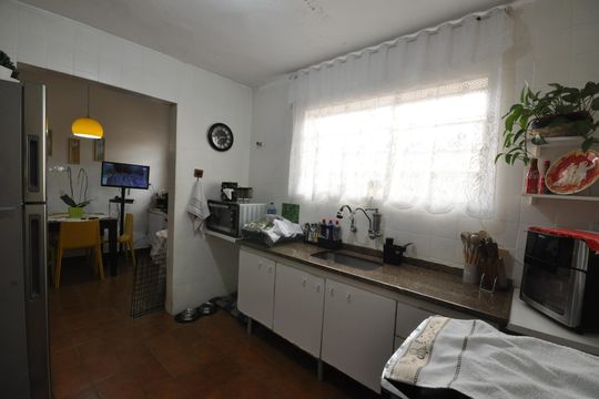 Casa à venda com 4 quartos, 217m² em Jardim Virginia Bianca, São Paulo