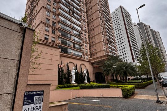Fachada de apartamento para alugar com 3 quartos, 110m² em Alphaville Empresarial, Barueri