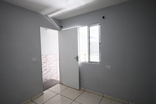 Casa para alugar com 1 quarto, 35m² em Conceicao, Osasco