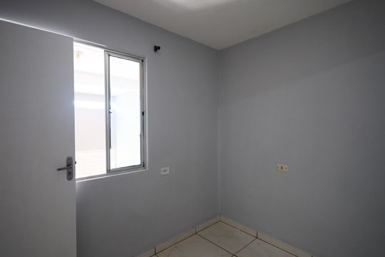 Sala de casa para alugar com 1 quarto, 35m² em Conceicao, Osasco